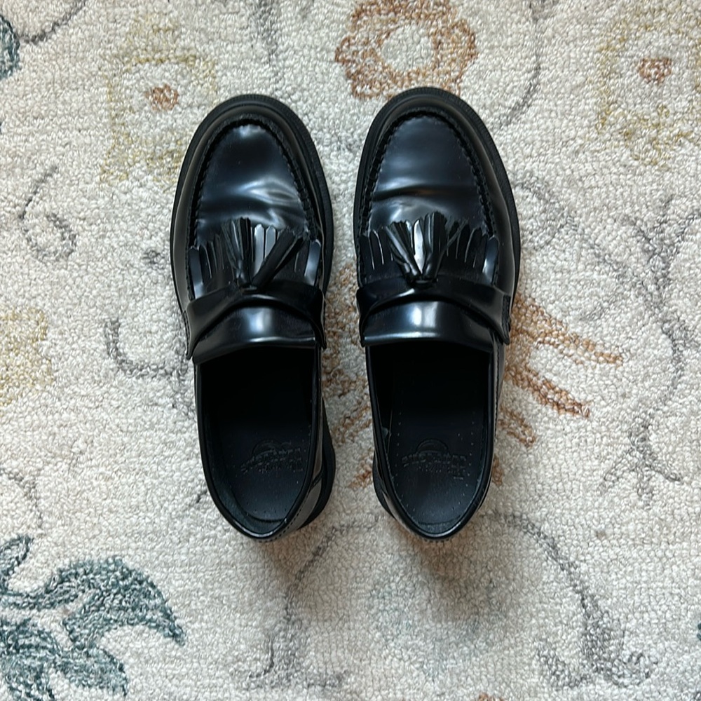Men’s Dr. Martens Adrian Loafers, Leather size 9, Black